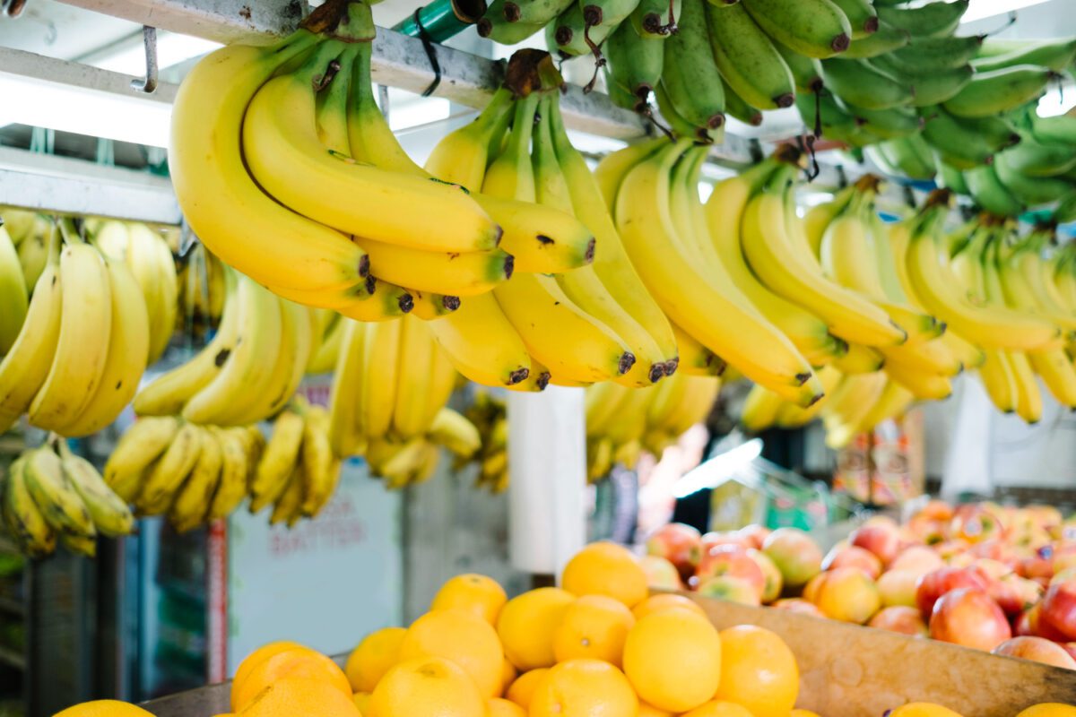 fruit-banana-market-1200x800.jpg